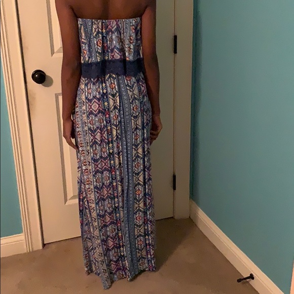 Unworn: Cute strapless dress! - Picture 2 of 3